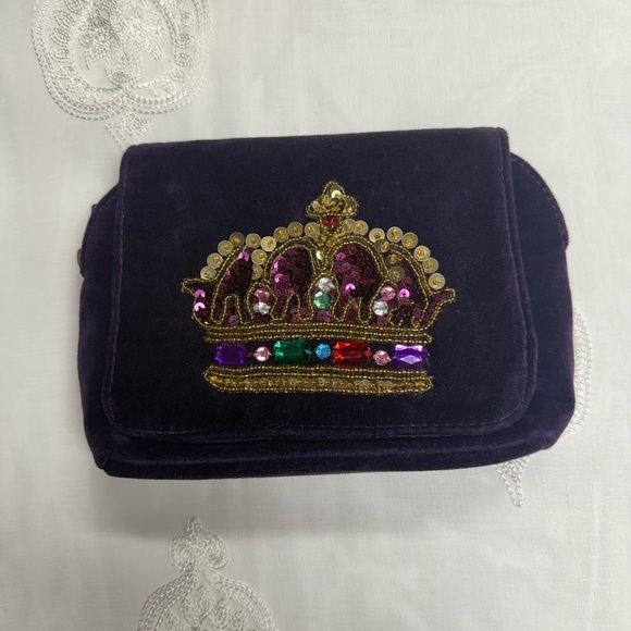 Handbags - Embroidered Purple Clutch
